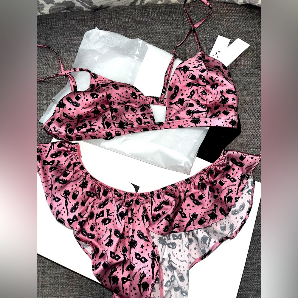 NWT Fleur du Mal 2 Piece Bra Top Size M & Panty Size S Lingerie Pink & Black Set